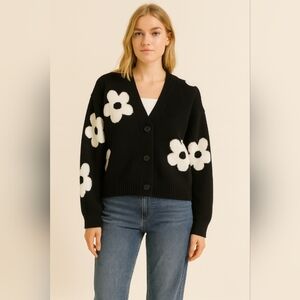 Daisy Sweater Cardigan Flower Floral black white button down V-neck Knit L